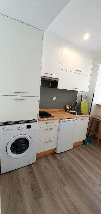 Apartamentos Costa Da Morte Muxia Exteriér fotografie A typical kitchenette
